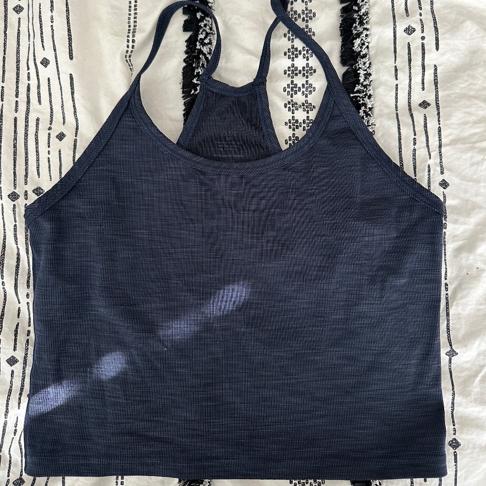 Fleo Crop Tank Top